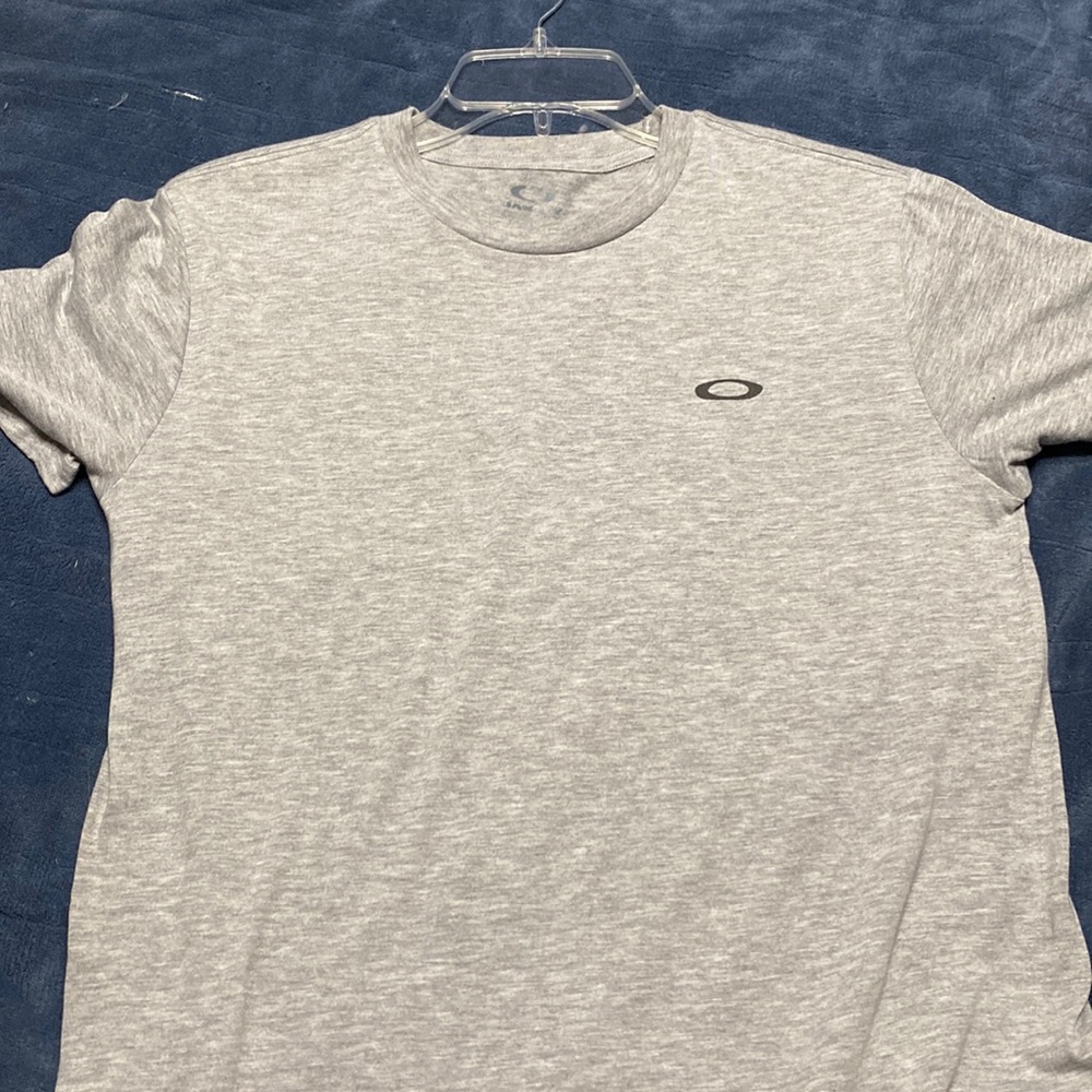 Oakley logo grey tshirt